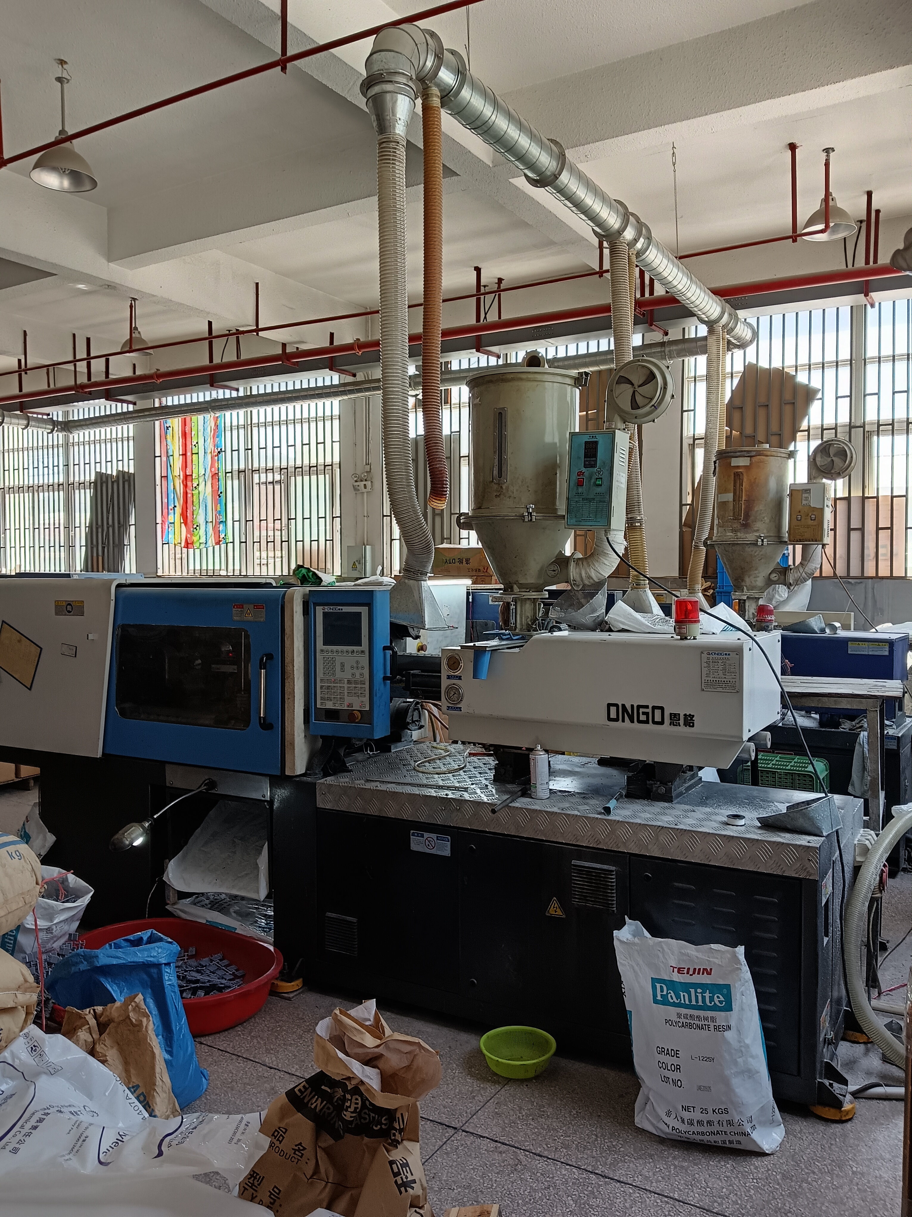 1efd7105a682750bbe0b60ba06cba09